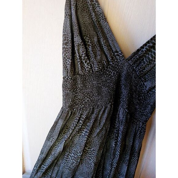 KHUSH Effortless Chic Lumiere Maxi Dress Blue Animal Print Small Double Slit - Picture 3 of 10